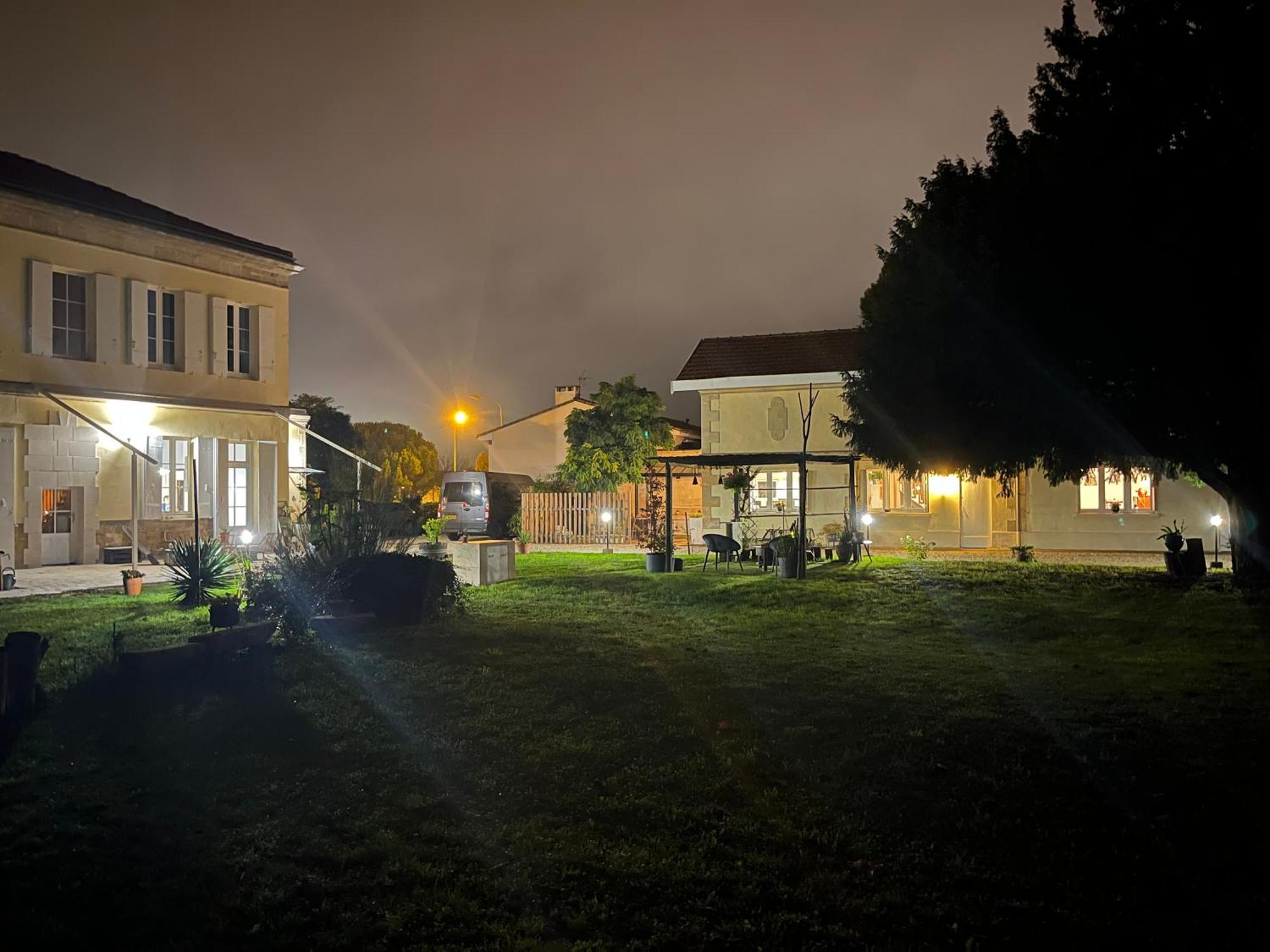 アンバーレ・エ・ラグラーヴ Batisse En Pierre XVII Siecle 115 M² Avec Terrasseヴィラ エクステリア 写真